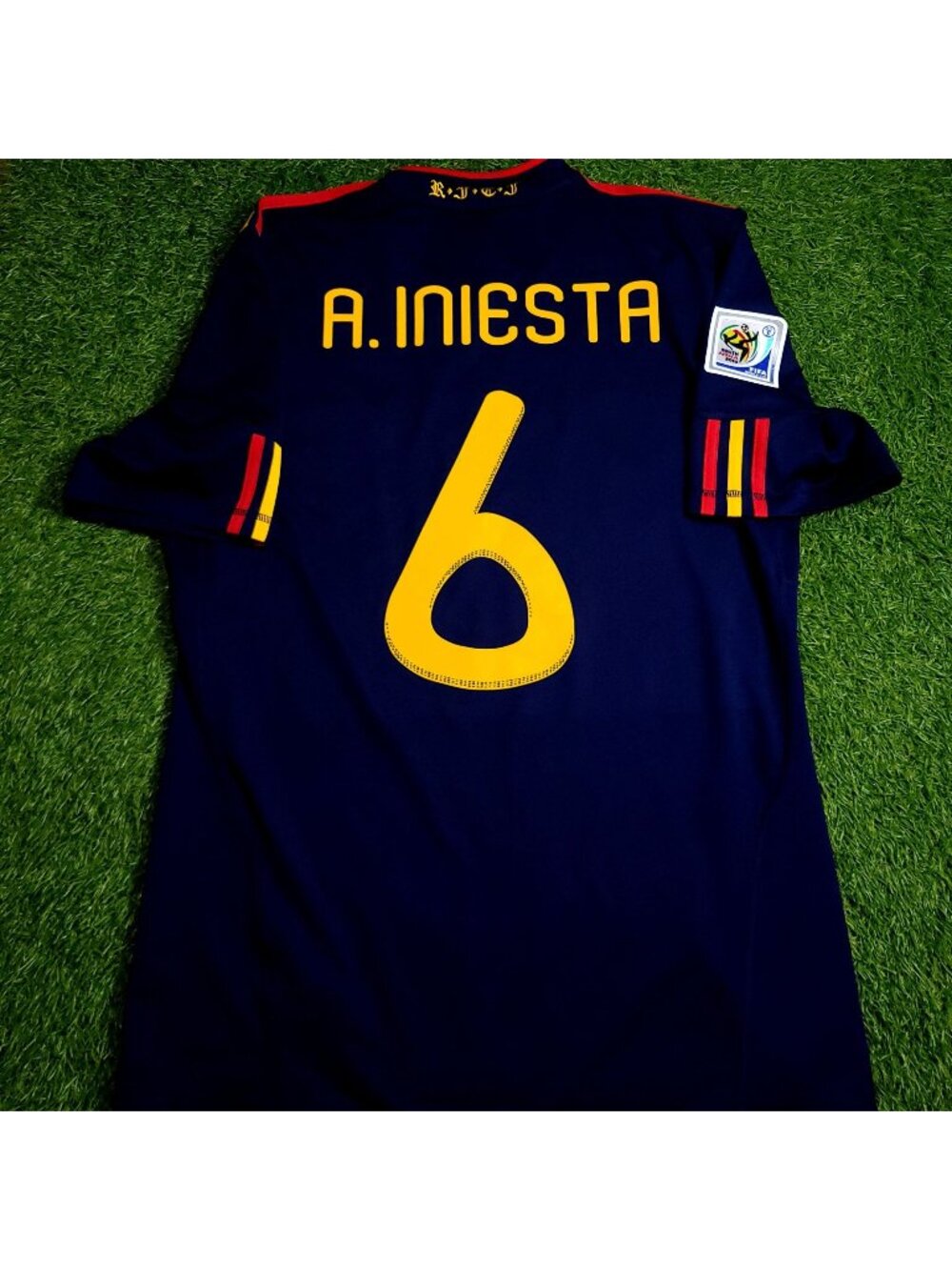 Iniesta Spain 2010 WORLD CUP Final Away Soccer Jersey M SKU# P47896